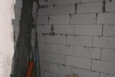 Casa nefinalizata 4 camere , zona Medeea - 5