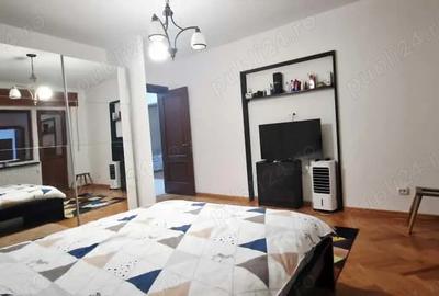 Inchiriere apartament cu trei camere vila Kisseleff - 3