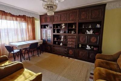 Apartament cu 3 camere decomandat în Nord - 9