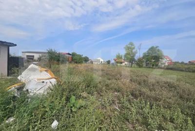 Teren de 1439 mp, în Periferie