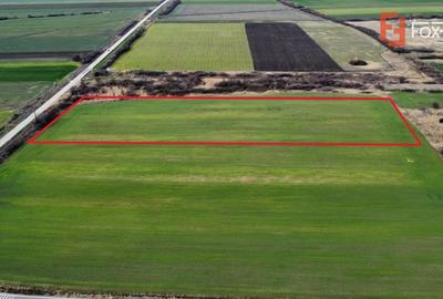 Teren Construcții intravilan de 25000 mp, în Central - 3