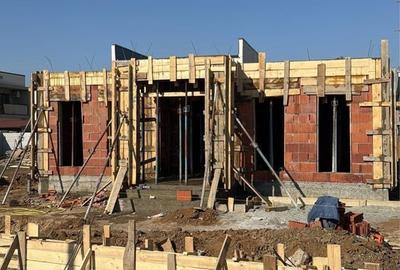 Casă cu 3 camere în Central - 2