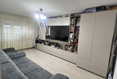 Apartament cu 3 camere semidecomandat în Calea București - 4