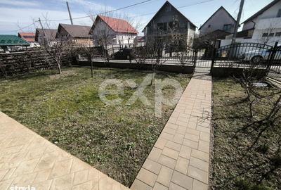 Casă cu 3 camere cu Canalizare în Bradu - 4