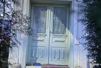 Casă cu 4 camere în Central - 6