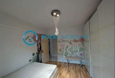 Royal Imobiliare - Vanzare apartament 2 camere zona B-dul Bucuresti - 8