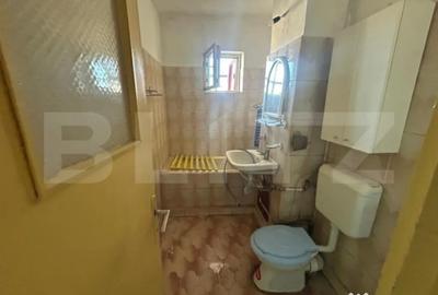 Apartament cu 4 camere semidecomandat în Micro 5 - 8