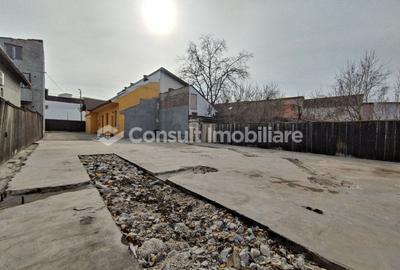 Casa cu 4 camere | 80 mp | Zona strazii Bucuresti - 14