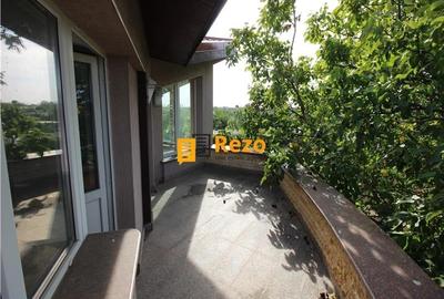 Vila impozanta, cu teren 2500 mp, la pret de apartament! - 10