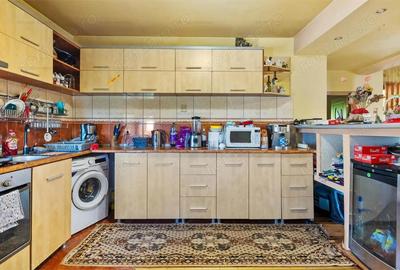 Casă cu 6 camere cu Teren 1428 Mp în Săcele - 7