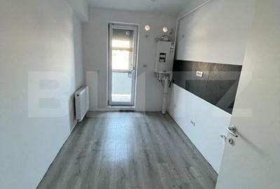 Apartament cu 3 camere decomandat în Albești
