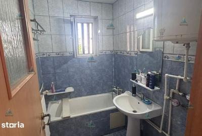 Apartament cu 3 camere semidecomandat în Central - 13