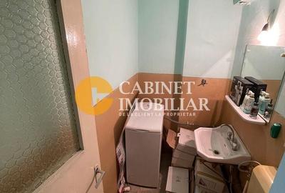 Apartament cu 3 camere decomandat în Bd. Independenței - 6