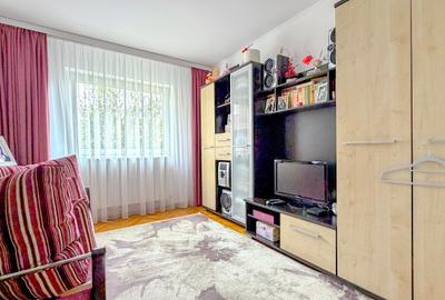 Apartament cu 3 camere decomandat, mobilat în Tractorul - 11