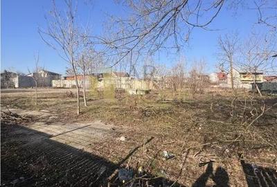Teren de 3261 mp, în Central - 1
