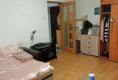 75000 euro -Garsoniera 39mp-bloc 1989 - Timpuri Noi metrou - 3