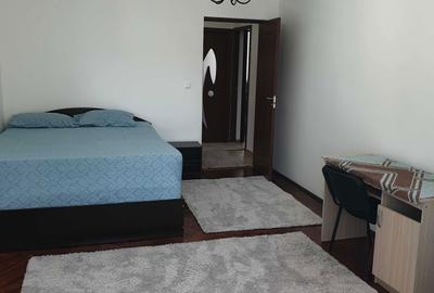 Apartament cu 3 camere decomandat în Alexandru cel Bun - 1