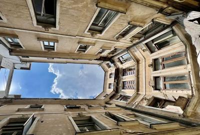 Imobil 2185 mp Centrul Istoric Piata Unirii 500 mp teren vitrina 19 m - 1