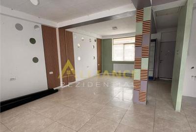 Spațiu comercial, de 60 mp, în Central - 9