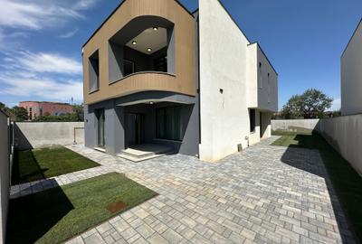 Casă individuală cu 5 camere cu Canalizare în Theodor Pallady - 2