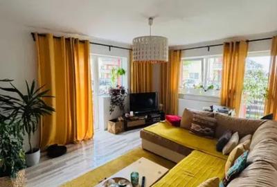 Apartament cu 2 camere decomandat în Sânpetru