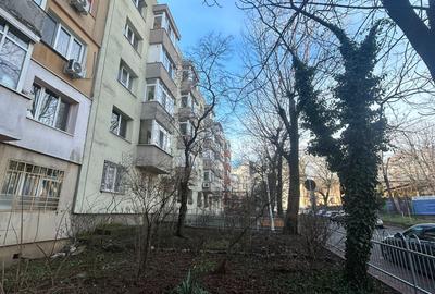 Garsoniera Dristor 33 Mp Parter Bloc 1982 Centrala Proprie 12 Min Metrou - 13