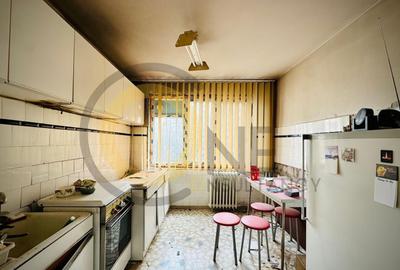 Apartament cu 3 camere semidecomandat în Dristor - 7