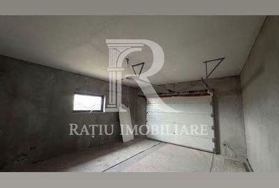 Casă cu 4 camere cu Teren 559 Mp în Girișu de Criș - 10