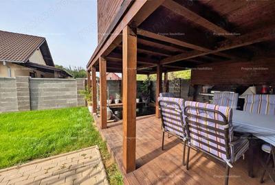 Casă cu 3 camere în Giroc