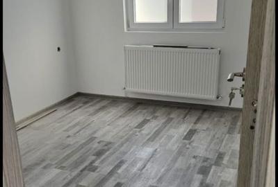 Casă cu 5 camere cu Teren 170 Mp în Lumina - 3