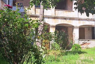 Casă cu 6 camere cu Teren 1150 Mp în Central - 3