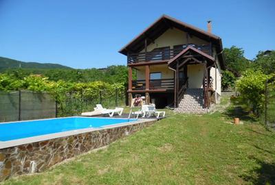 Casă cu 4 camere în Călugareni - 7