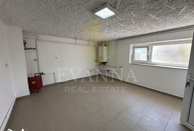 Casă cu 4 camere cu Teren 810 Mp în Central - 9