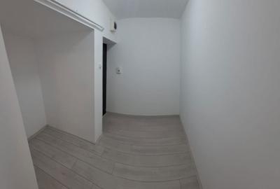 Apartament cu 3 camere în Central - 2