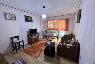 Apartament cu 2 camere decomandat, mobilat în Mazepa 1