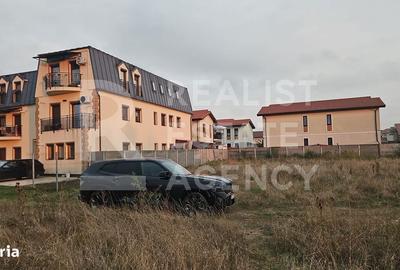 Teren de 842 mp, în Central - 6