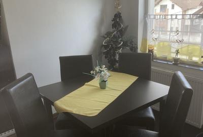 Apartament cu 3 camere semidecomandat în Unirea - 2