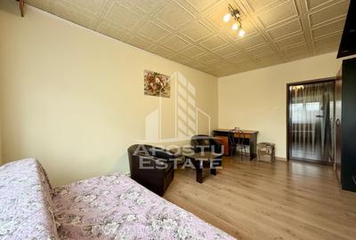 Apartament cu 3 camere decomandat, mobilat în Olimpia-Stadion