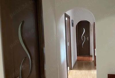 Apartament cu 4 camere decomandat în Micro 39 - 11