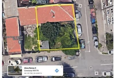 VAND CASA SI TEREN