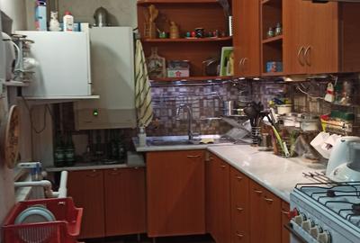 Casă individuală cu 5 camere cu Canalizare în Drumul Sării - 11