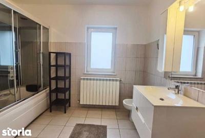 Casă cu 4 camere cu Teren 300 Mp în Est