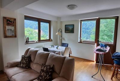 De vanzare in Sinaia apartament 3 camere in vila zona Platoul Izvor - 14