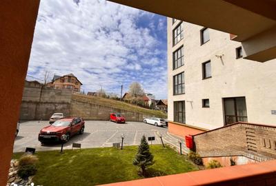 Apartament cu 3 camere, mobilat în Central - 11