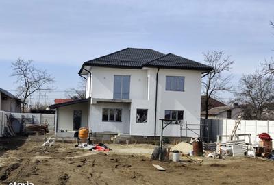 Casă cu 4 camere cu Teren 464 Mp în Joița