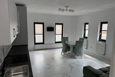 Apartament cu 2 camere decomandat în Central - 2