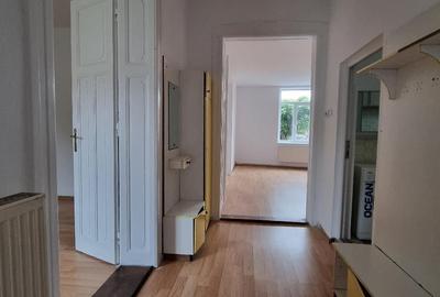 Casa parter de inchiriat, semicentral - 14
