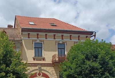 Casa de vanzare! Reghin zona centrala. - 12