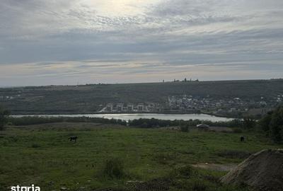 Teren de 840 mp, în Aroneanu