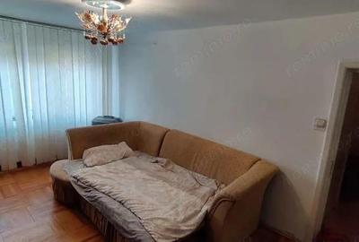 Apartament cu 2 camere decomandat, mobilat în Lipovei
